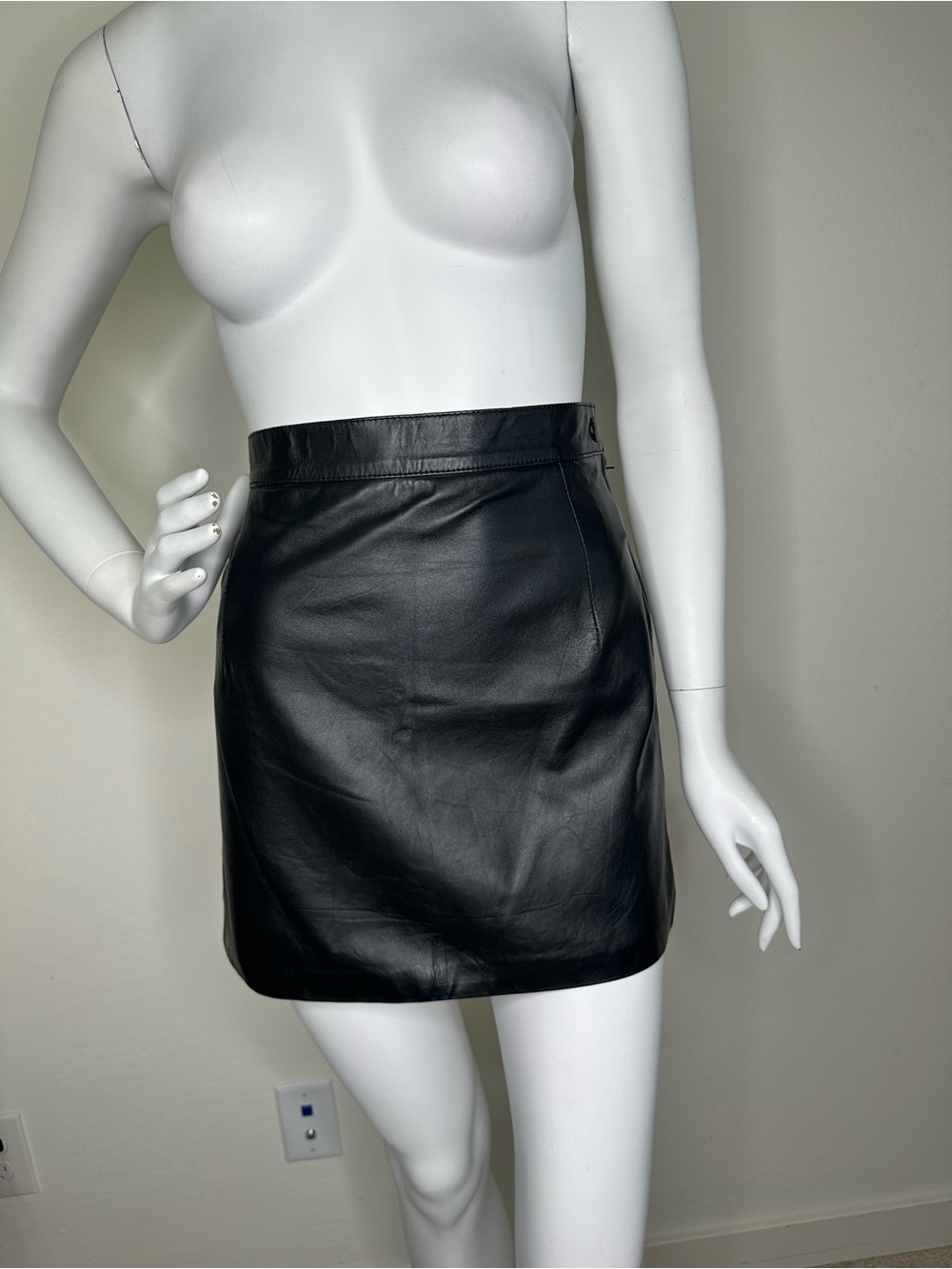BLACK LEATHER MINI SKIRT CUSTOM MADE SZ S WAIST 26”+ NWOT